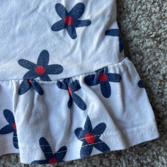 Vivie & Ash Floral Peplum Top - Picture 2 of 4